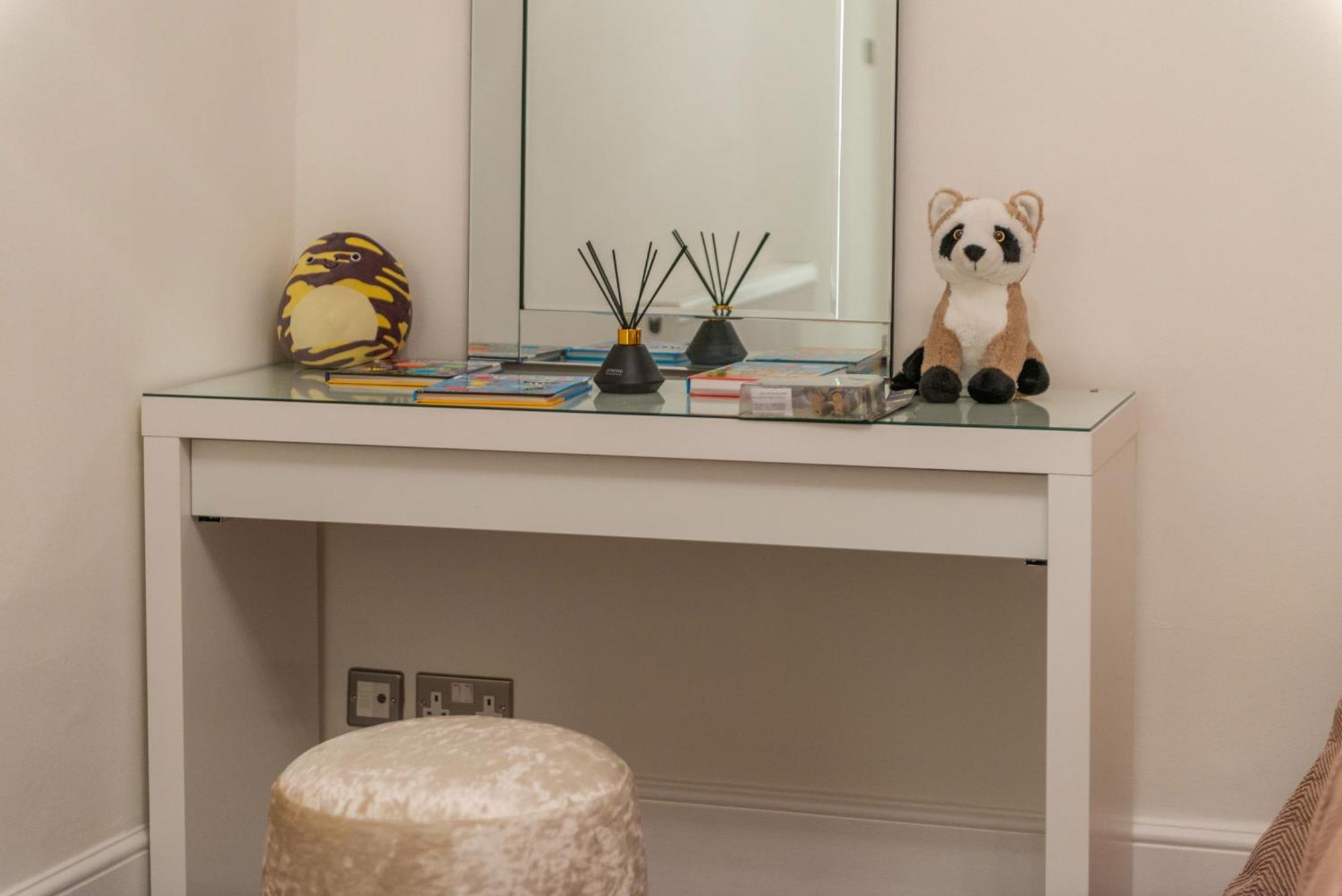 5H Modern Elegance 1-Bedroom City Living In Londres Extérieur photo