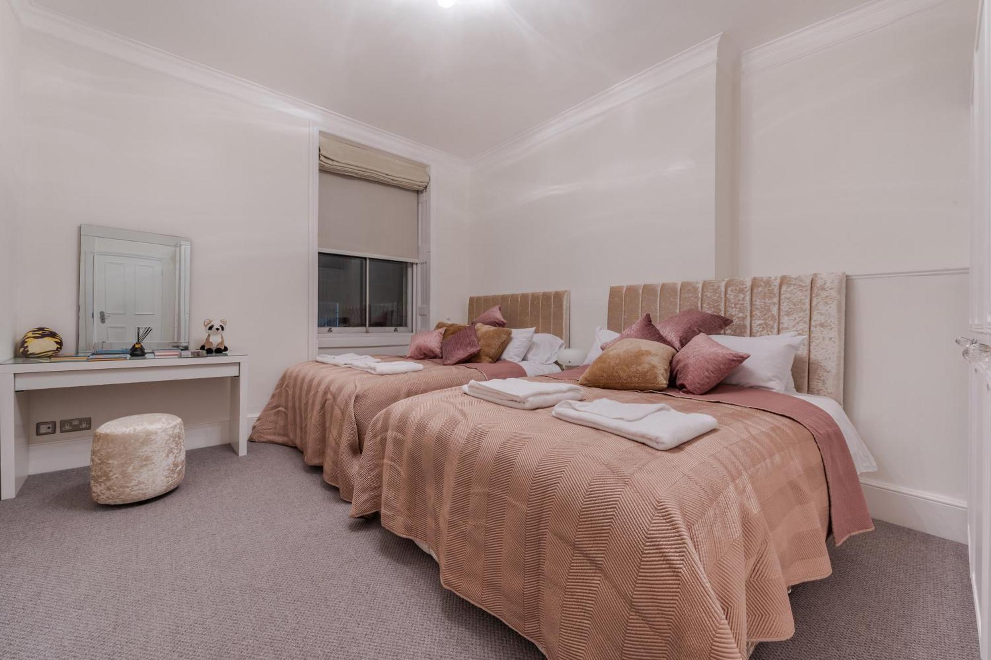 5H Modern Elegance 1-Bedroom City Living In Londres Extérieur photo