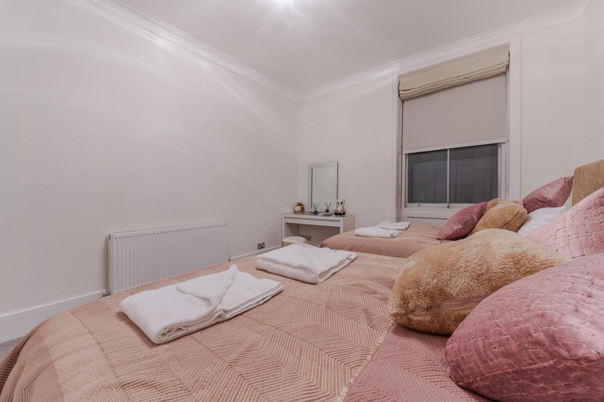 5H Modern Elegance 1-Bedroom City Living In Londres Extérieur photo